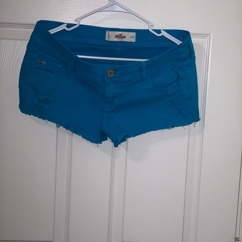 blue hollister shorts